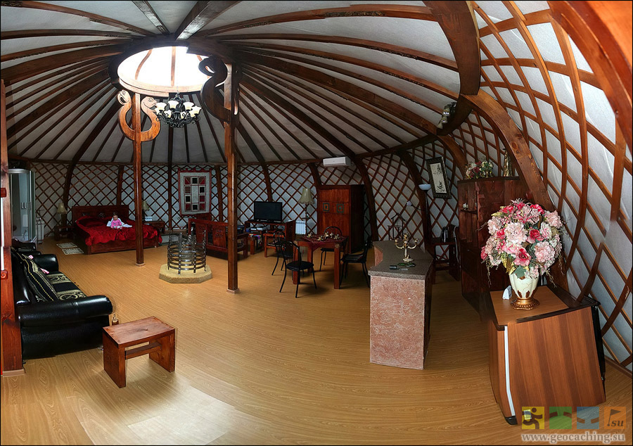 Местечко Балыктыг-Хараар (база Алдын-Булак)