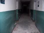 А вот злой коридор, в подвале старой казармы :) Мы без фонариков