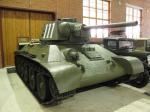 Танк Т-34 на ходу