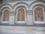 росписи собора со стороны улицы
