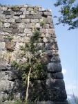 Древние стены башни Хасанта-Абаа