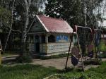 На детской площадке в Русском Камешкире