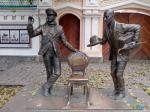 Памятник Ильфу и Петрову