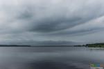 Дождевая туча над озером Пено.