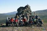 Первая велогруппа на перевале Дятлова в окружении хороших людей из Ханты-Мансийска