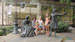 Памятник Пушкину, редкий кадр когда мы все вместе