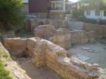 Руины римских терм (гиды туда почему то не подводят)