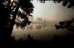 Туманное (или задымленное) утро на Оленьем озером