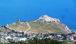  Вид на Генуэзскую крепость с горы Перчем