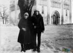Мои родители на фоне Дмитриевского собора 1983г.