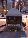   Памятник Героям
