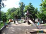  Занимательная деревянная детская площадка