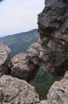 Отверстие в скале на вершине Ставри-Каи очень похоже на форму полуострова Крым
