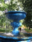 Синий фонтан. В нем купались голуби