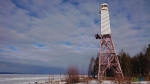 Башня маяка - как новенькая. Вид в сторону Петрозаводска