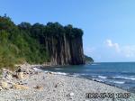 Пляж &quot;с обратной стороны&quot; от скалы Киселёва - т.е. вид на скалу с берега со стороны п.Агой