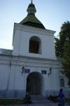 Вход во двор Михайловской церкви